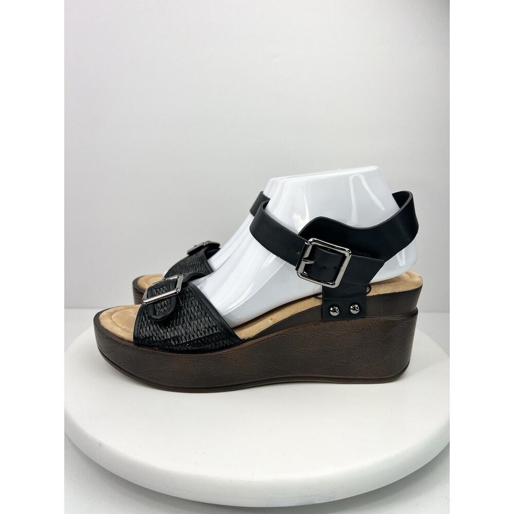 Andiamo Women's Size 9.5M Black Wedge Platform‎ Sandals Buckle Strappy Sandal